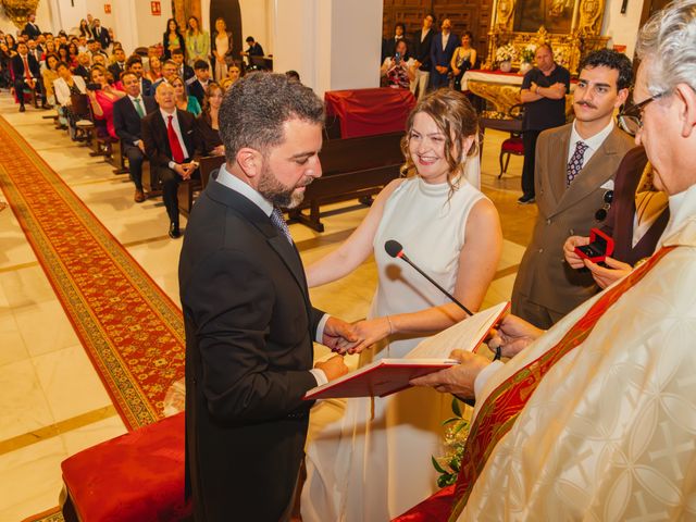 La boda de ANTONIO y IOLANDA en Sevilla, Sevilla 37