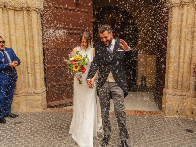 La boda de ANTONIO y IOLANDA en Sevilla, Sevilla 41