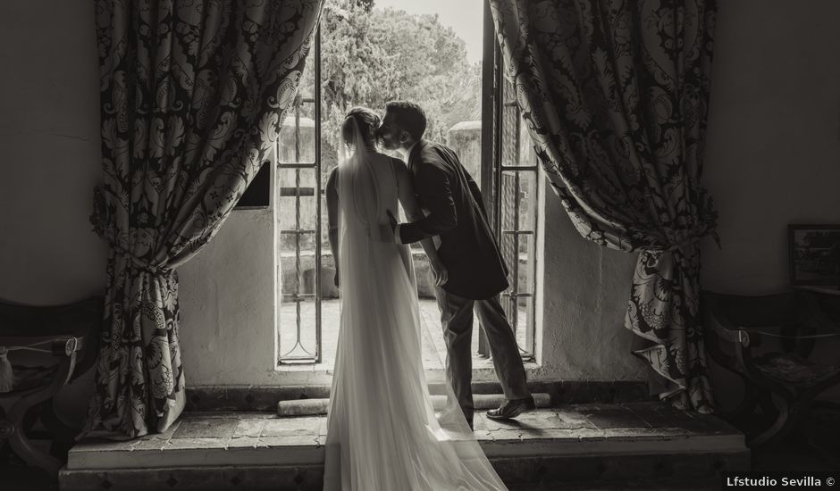 La boda de ANTONIO y IOLANDA en Sevilla, Sevilla