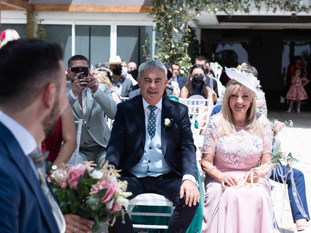 La boda de Miguel Ángel y Noemi en Marbella, Málaga 38