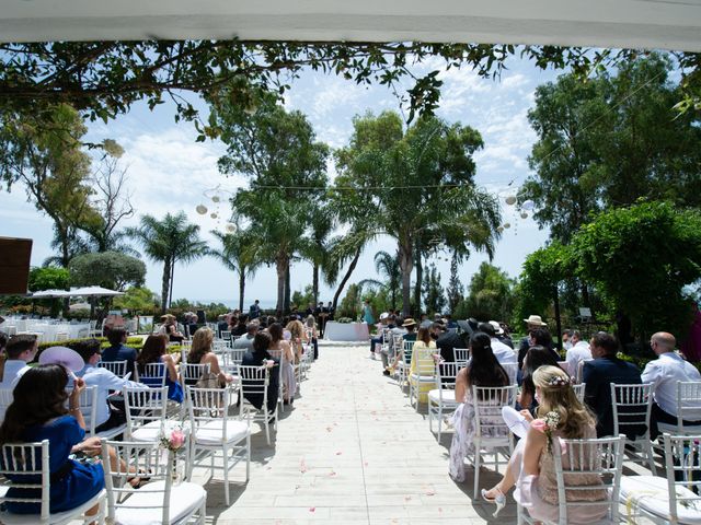 La boda de Miguel Ángel y Noemi en Marbella, Málaga 41