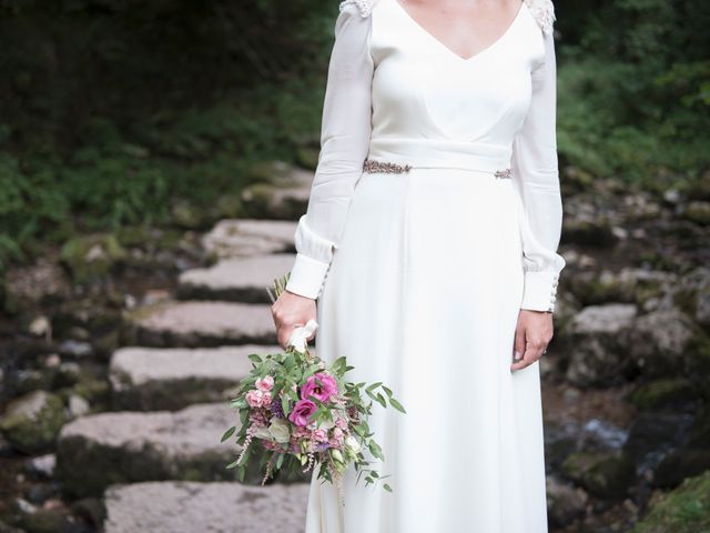 La boda de Álvaro y Elena en Cangas De Onis, Asturias 19