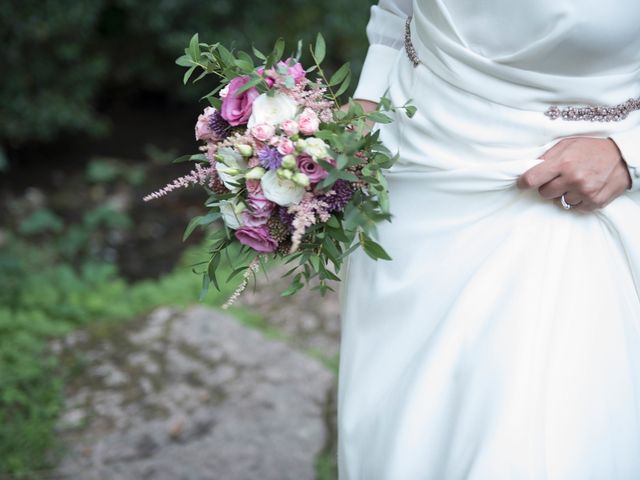 La boda de Álvaro y Elena en Cangas De Onis, Asturias 21