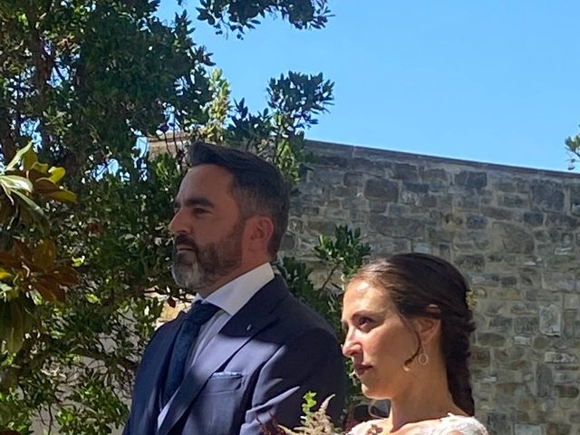 La boda de Mikel y María  en Gorraiz, Navarra 18