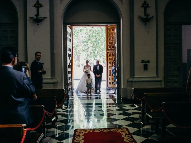 La boda de Santi y Laura en Griñon, Madrid 41