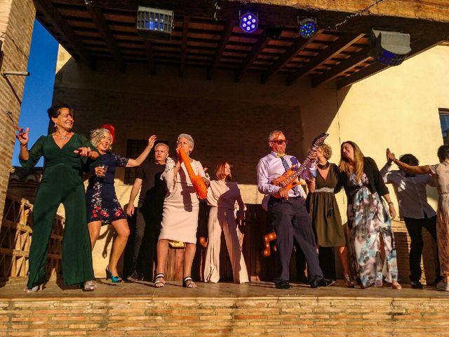 La boda de Antonio y Paula  en Valencia, Valencia 2