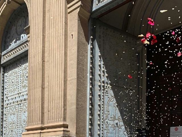 La boda de Antonio y Paula  en Valencia, Valencia 10