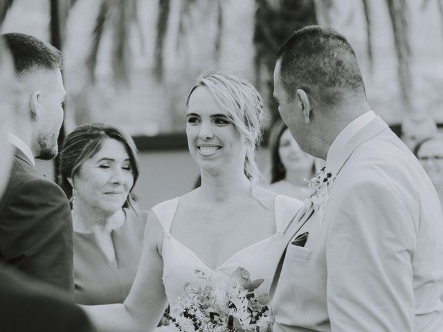 La boda de Nadine y Kevin en Puerto De La Cruz, Santa Cruz de Tenerife 35