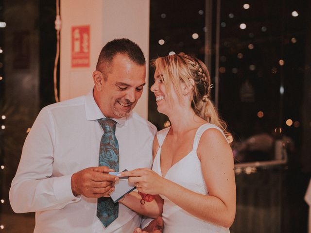 La boda de Nadine y Kevin en Puerto De La Cruz, Santa Cruz de Tenerife 63
