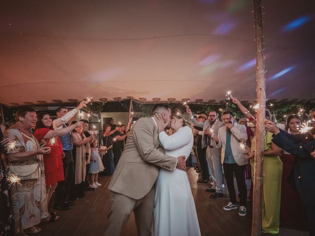 La boda de Isa y Adri en León, León 4