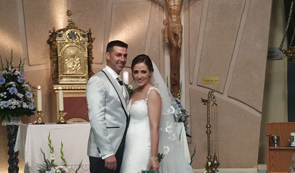 La boda de Antonio y Nerina en El Ejido, Almería