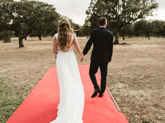 La boda de Hernán y Inés en Olivenza, Badajoz 29