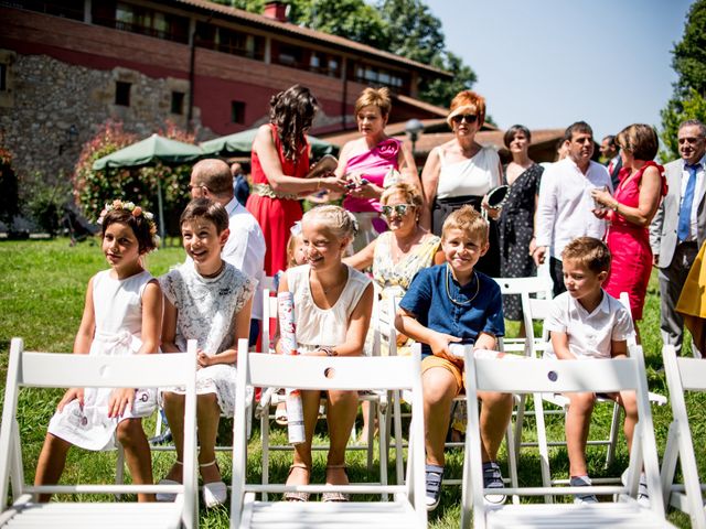 La boda de Olaia y Jon en Oiartzun, Guipúzcoa 53