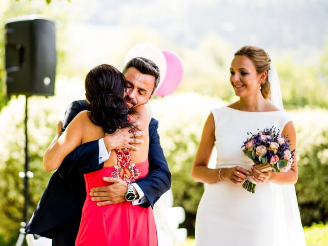 La boda de Olaia y Jon en Oiartzun, Guipúzcoa 61