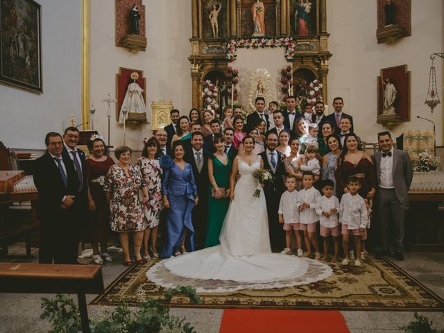 La boda de Alberto y Lourdes en El Raposo, Badajoz 17
