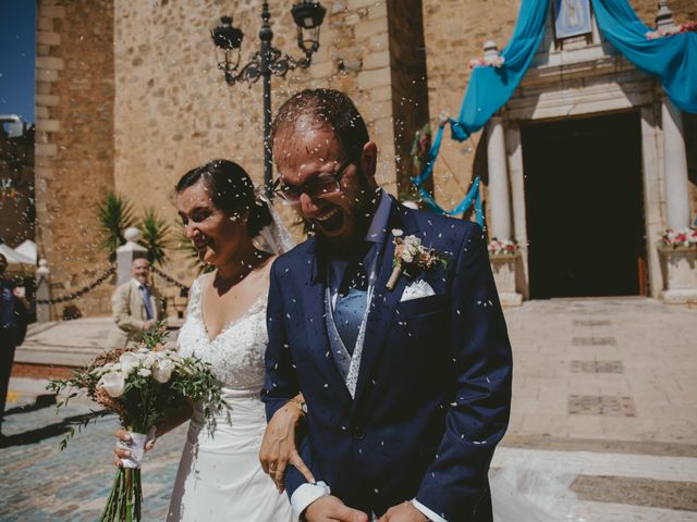 La boda de Alberto y Lourdes en El Raposo, Badajoz 45