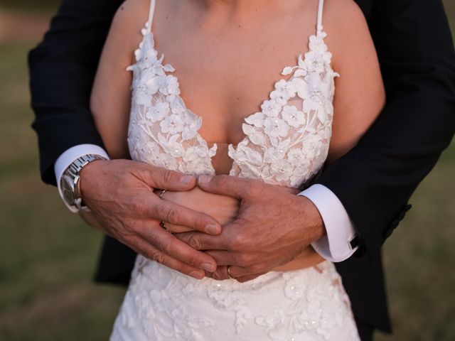 La boda de Carlos y Silvia en Castelló/castellón De La Plana, Castellón 42