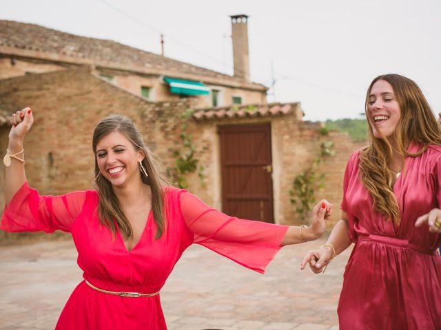 La boda de Marc y Mireia en Terrassa, Barcelona 126