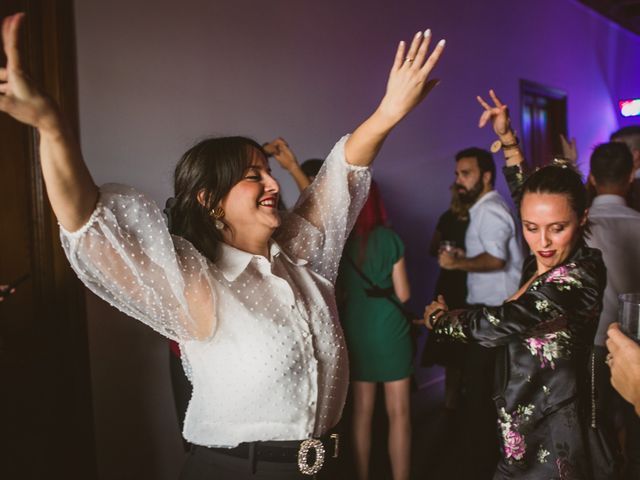 La boda de Marc y Mireia en Terrassa, Barcelona 141