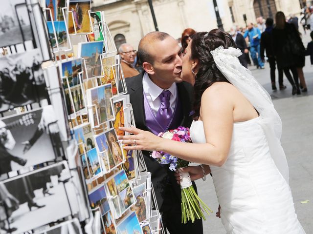 La boda de Javi y Libertad en Dos Hermanas, Sevilla 26