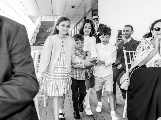 La boda de Fernando y Valentina en Valencia, Valencia 24
