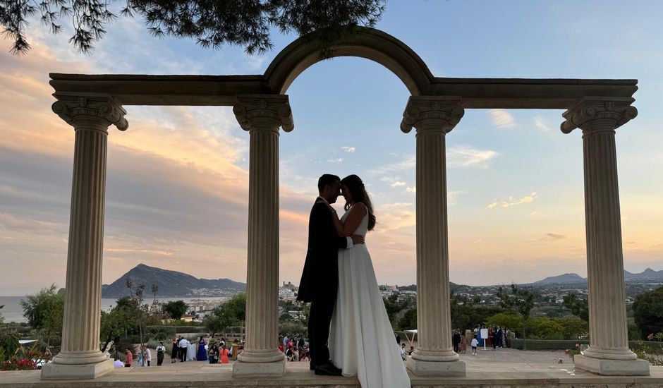 La boda de José Luis Méndez  y Sandra Berenguer  en Altea, Alicante
