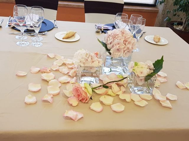 La boda de Ian y Jennifer  en Barbera Del Valles, Barcelona 1