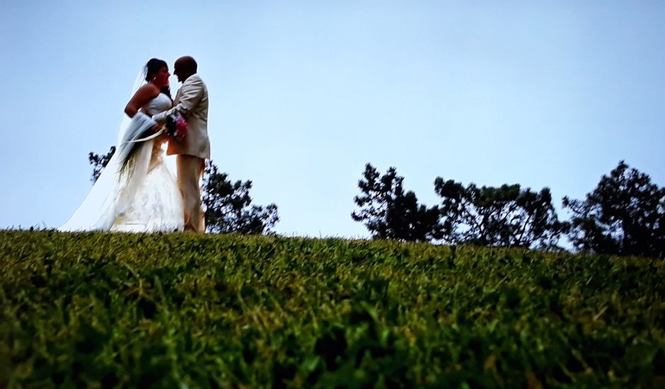 La boda de Goro y Debora  en Lepe, Huelva