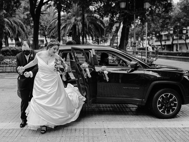 La boda de David y Elena en Pozuelo De Calatrava, Ciudad Real 43