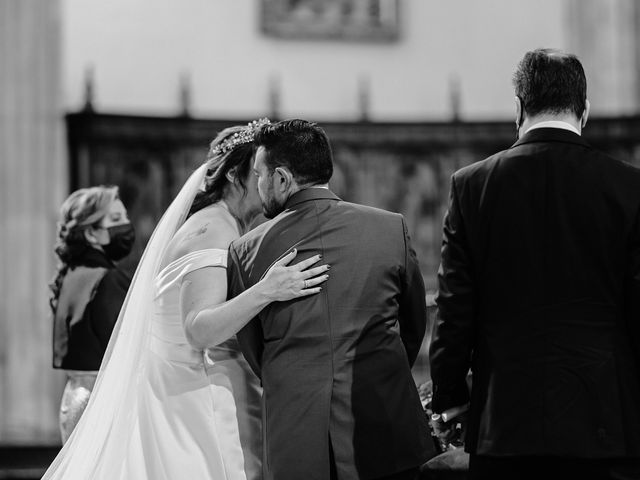 La boda de David y Elena en Pozuelo De Calatrava, Ciudad Real 58