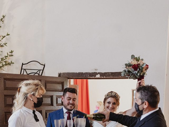 La boda de David y Elena en Pozuelo De Calatrava, Ciudad Real 92