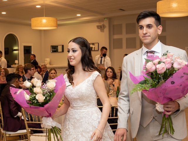 La boda de Hiram y Claudia en L&apos; Alcúdia, Valencia 40