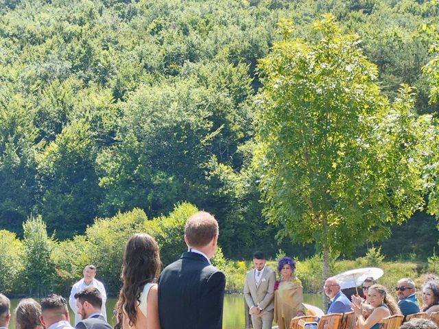 La boda de Adrián  y Claire en Beraiz, Navarra 7