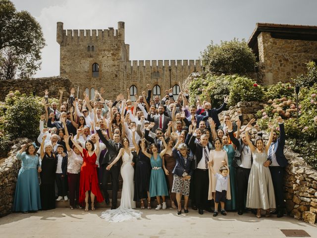 La boda de David y Tatiana en San Cucao, Asturias 31