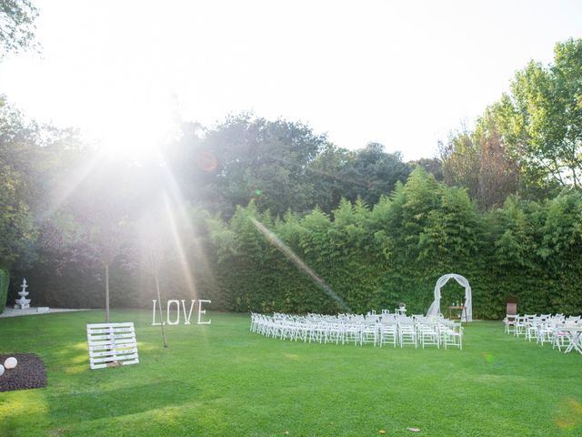 La boda de Jose y Laura en Sant Fost De Campsentelles, Barcelona 24