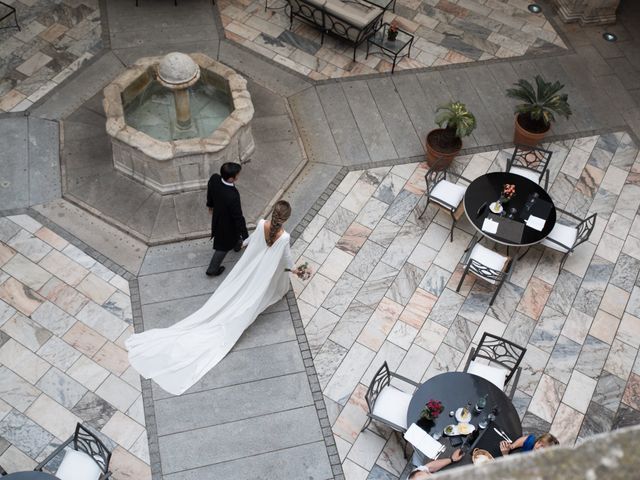 La boda de Antonio  y Ana  en Valencia De Las Torres, Badajoz 11