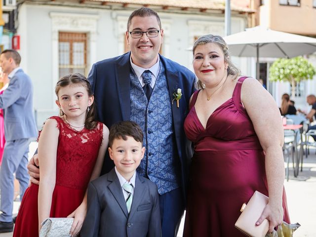 La boda de Elena y Richard en Sant Vicent Del Raspeig/san Vicente Del, Alicante 56