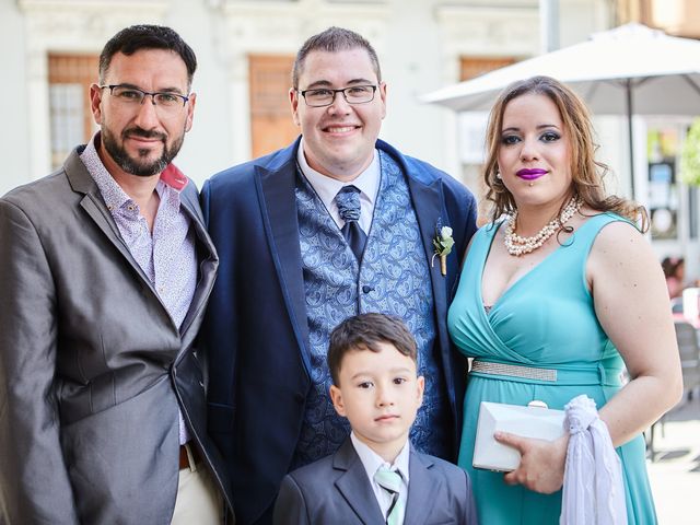 La boda de Elena y Richard en Sant Vicent Del Raspeig/san Vicente Del, Alicante 57