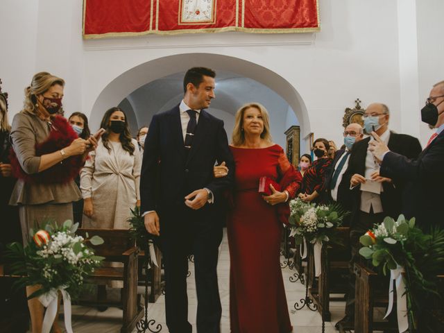 La boda de Pelu y Ana en Casar De Caceres, Cáceres 20