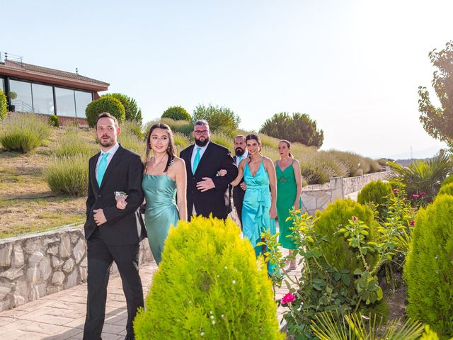 La boda de Agustín y Vicki en La Torre De Esteban Hambran, Toledo 32