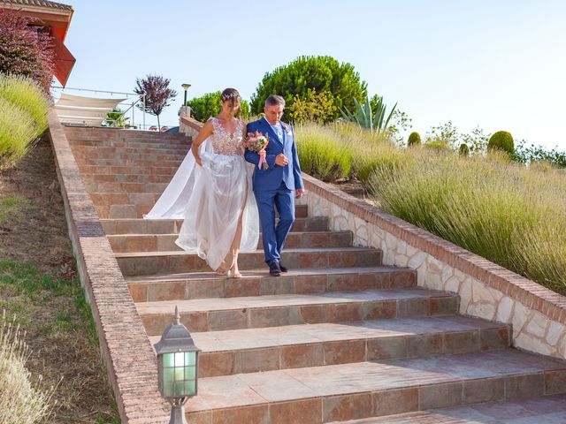 La boda de Agustín y Vicki en La Torre De Esteban Hambran, Toledo 34