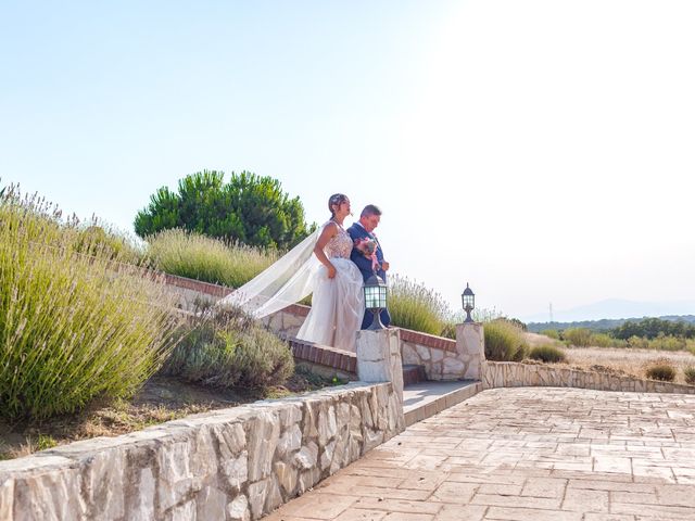 La boda de Agustín y Vicki en La Torre De Esteban Hambran, Toledo 35