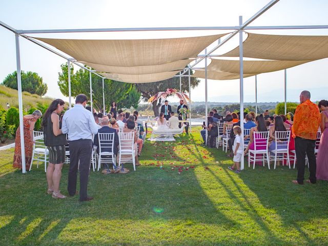 La boda de Agustín y Vicki en La Torre De Esteban Hambran, Toledo 47