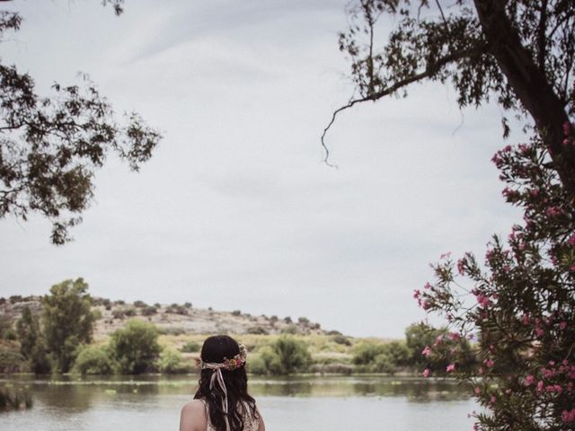 La boda de Carlos y Cristina en Mérida, Badajoz 31