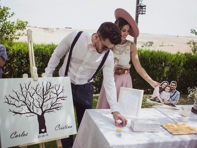 La boda de Carlos y Cristina en Mérida, Badajoz 45