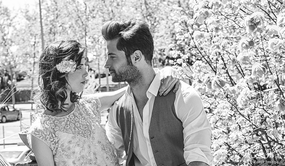 La boda de Matthieu y Helena en L' Hospitalet De Llobregat, Barcelona