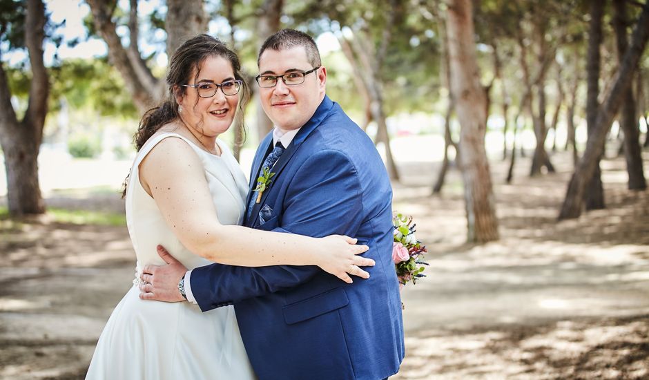 La boda de Elena y Richard en Sant Vicent Del Raspeig/san Vicente Del, Alicante