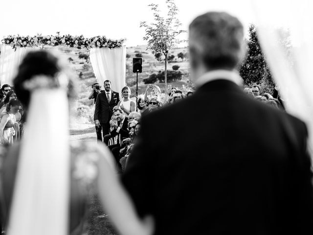 La boda de Manu y Lola en San Agustin De Guadalix, Madrid 30