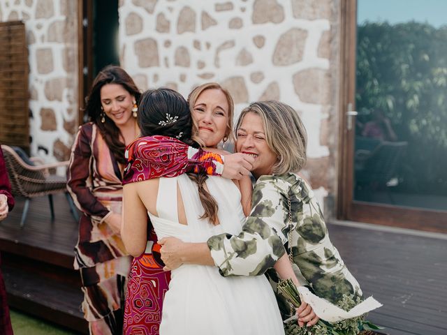 La boda de Carlos y María en Las Palmas De Gran Canaria, Las Palmas 21