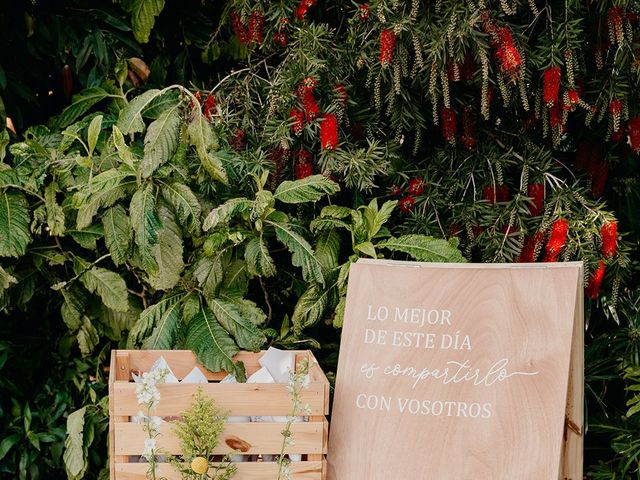 La boda de Carlos y María en Las Palmas De Gran Canaria, Las Palmas 22